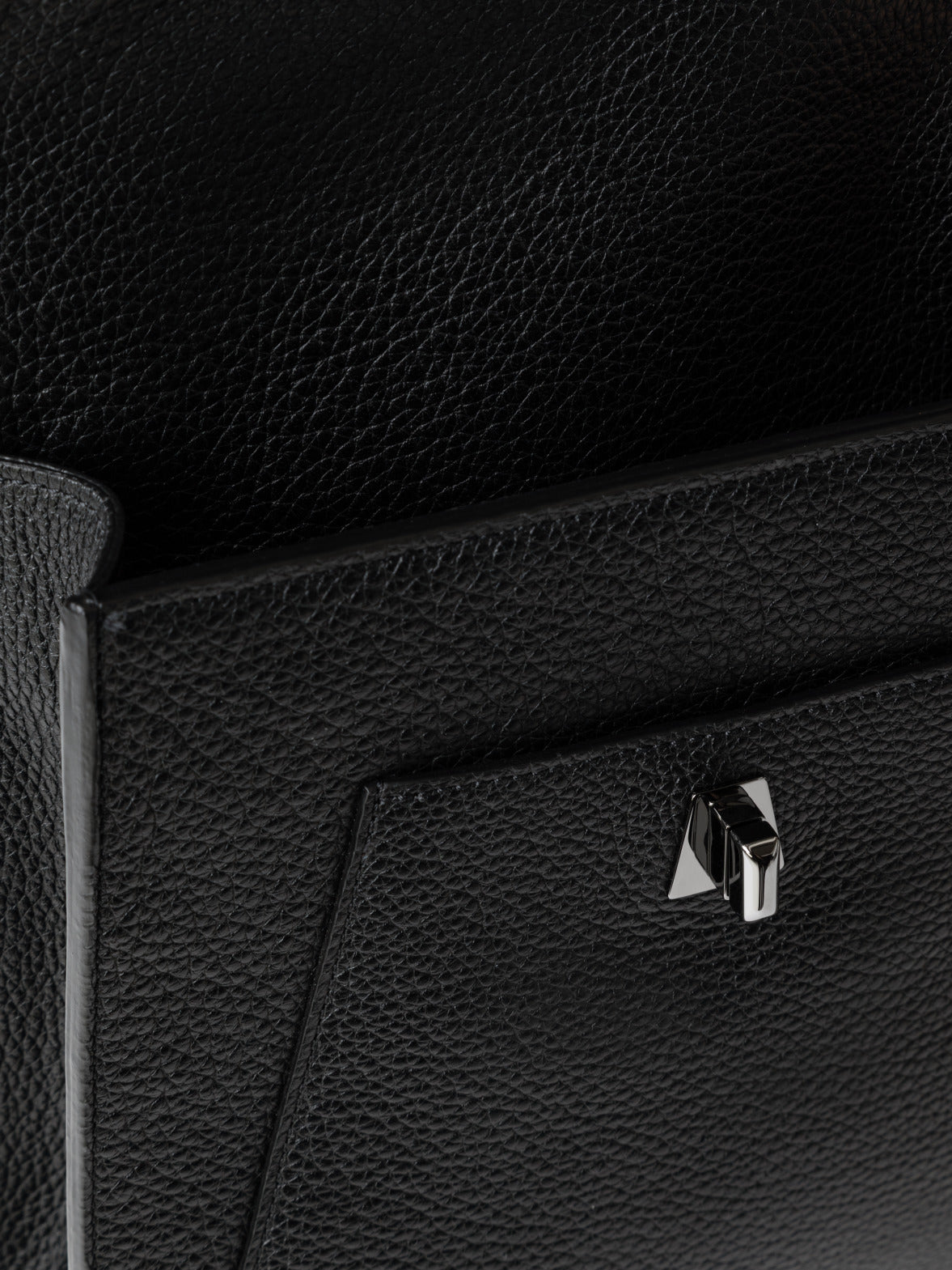 Anouk Little Messenger Bag - black