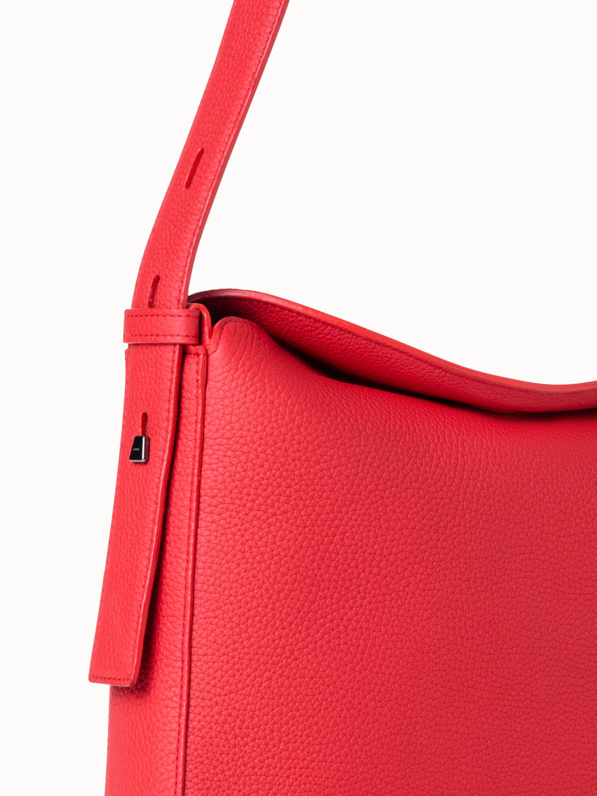 アクリス アンナ スモールホーボー