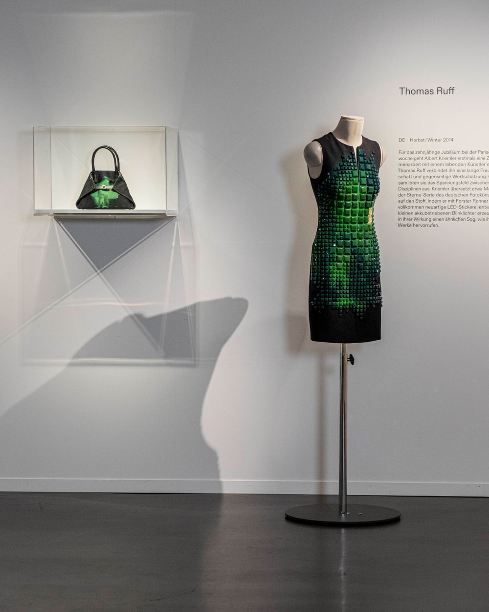 Akris Exhibition - Akris. Fashion. selbstverändlich | Museum für ...