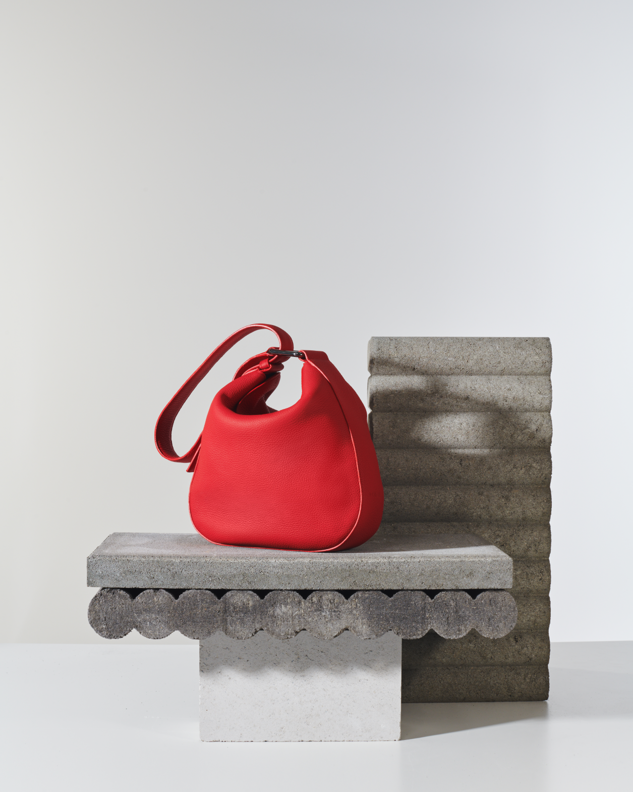 アクリス アンナ スモールホーボー