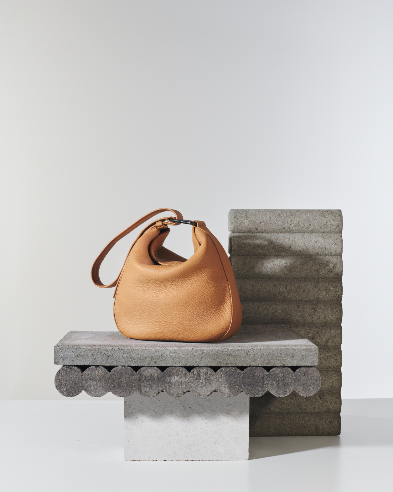 アクリス アンナ スモールホーボー