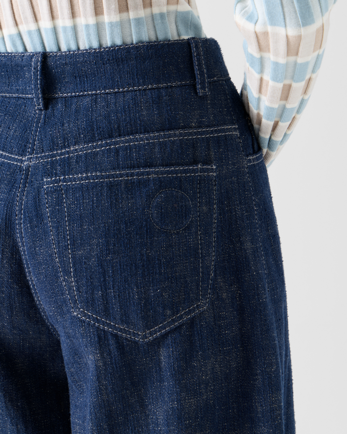 Designer ブラッシュドコットンデニム パンツ The Farrow Pants（ファロー・パンツ） - ネイビー #editorial