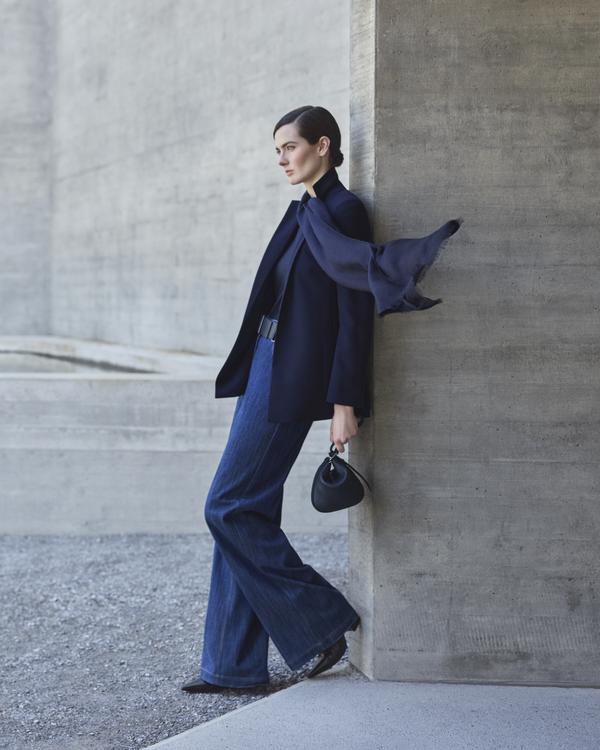 Designer カシミヤシルク ・スカーフ - ネイビー - ブルー #editorial