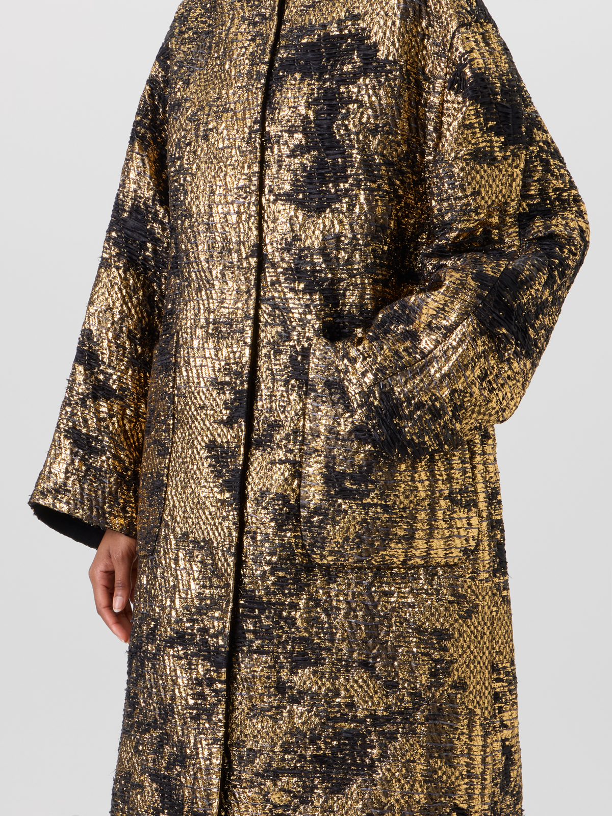 Designer テクノラメ コート The Lucas Coat（ルーカス・コート） - ブラック - ゴールド #editorial