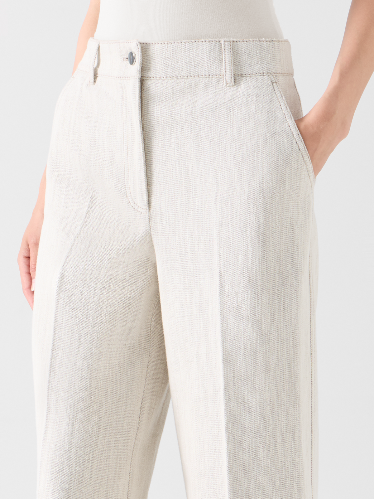 Designer ブラッシュドコットンデニム パンツ The Chiara Pants（キアラ・パンツ） - エクリュ #editorial