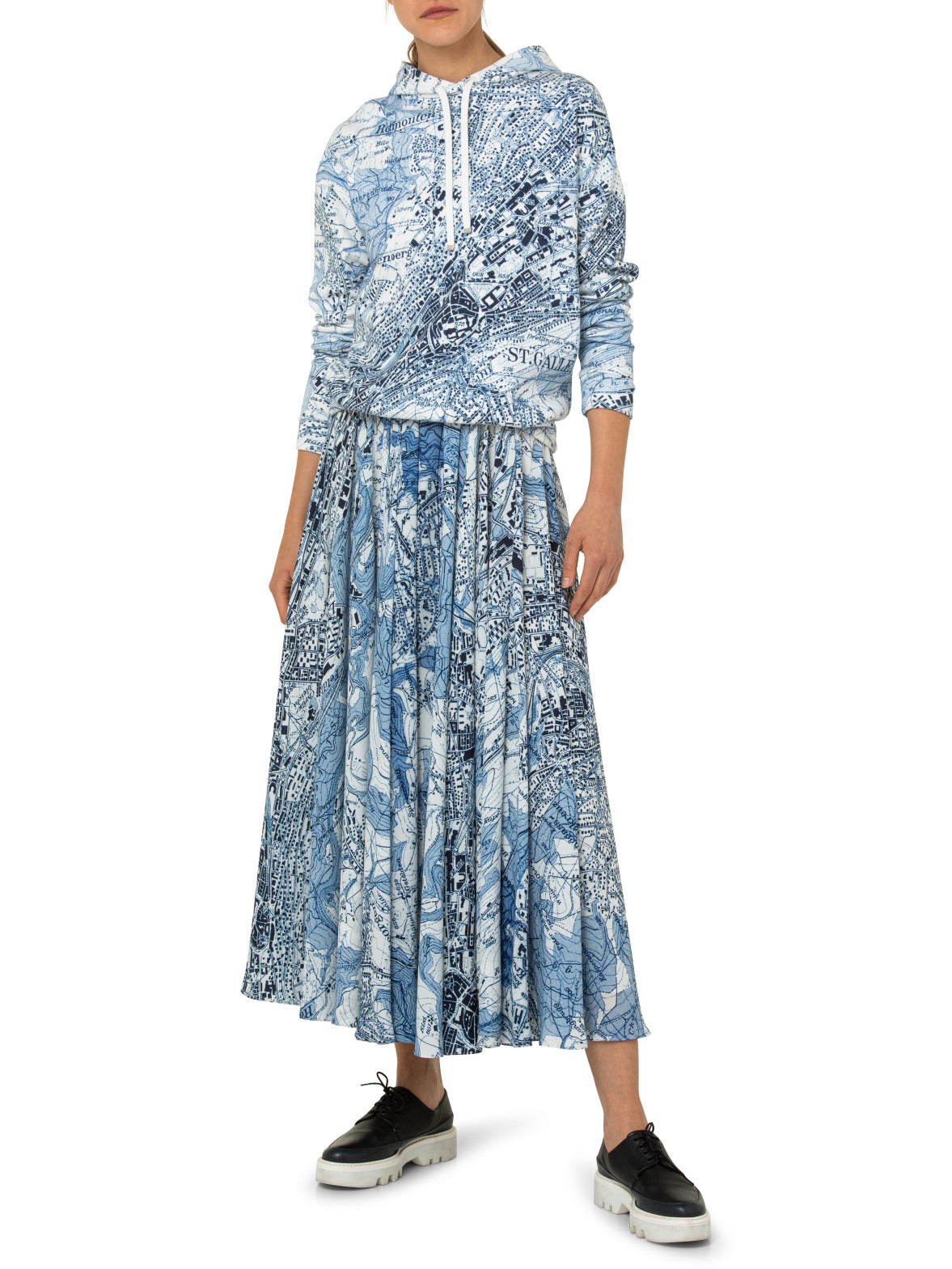 ポリエステルジョーゼット・ロングスカート - ブルー