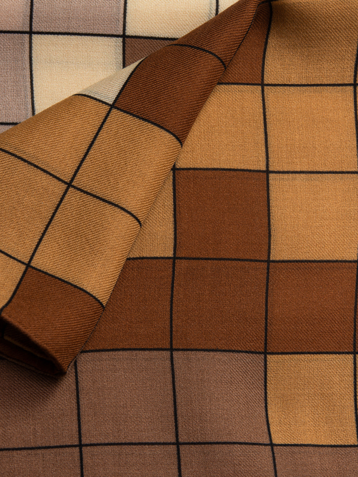 Square Cashmere Silk Scarf with Drei Teile Print - brown