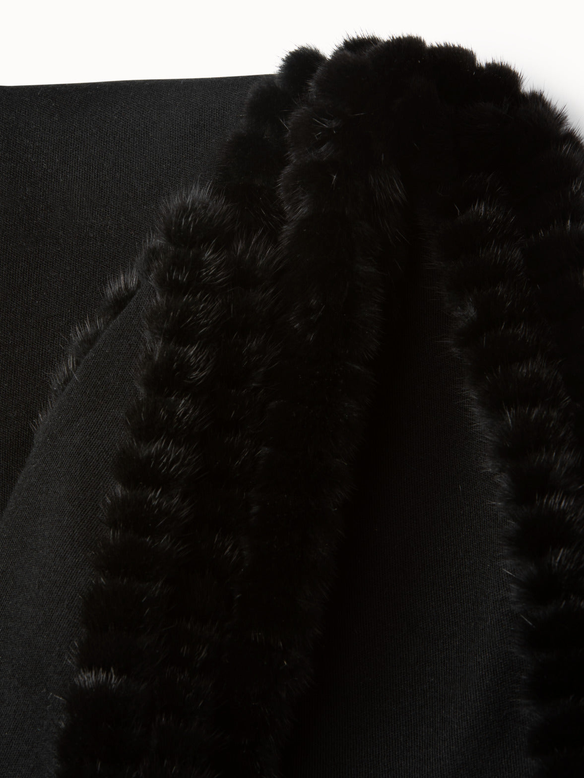 Cashmere Silk Trapezoid Scarf with Mink Trim - black